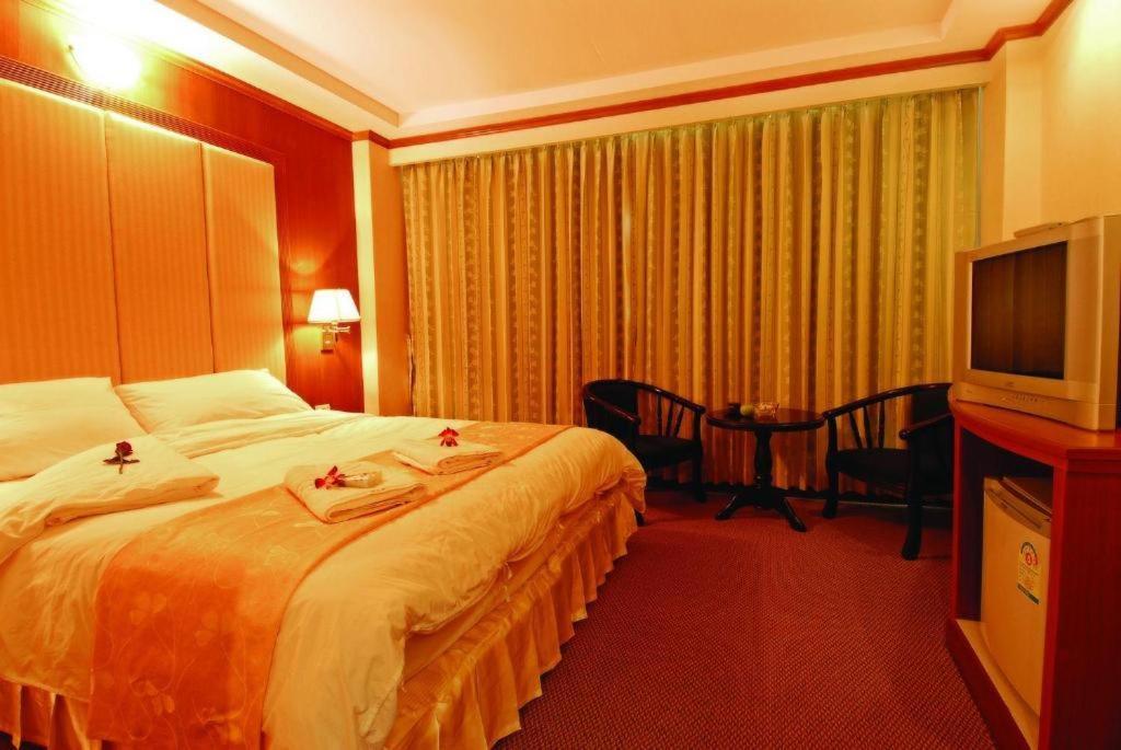 Western Grand Hotel Ratchaburi Ban Bang Kra Exterior photo