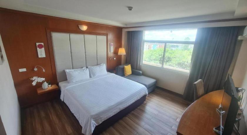 Western Grand Hotel Ratchaburi Ban Bang Kra Exterior photo