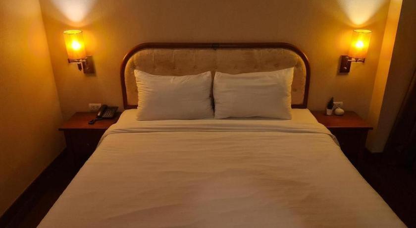 Western Grand Hotel Ratchaburi Ban Bang Kra Exterior photo