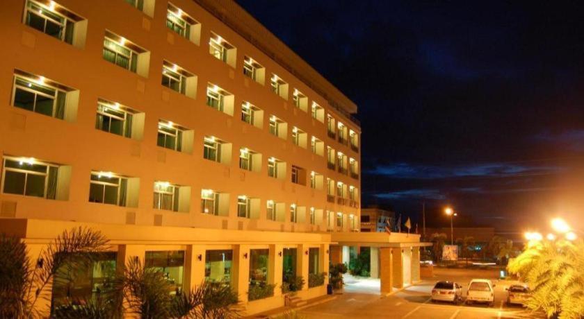 Western Grand Hotel Ratchaburi Ban Bang Kra Exterior photo