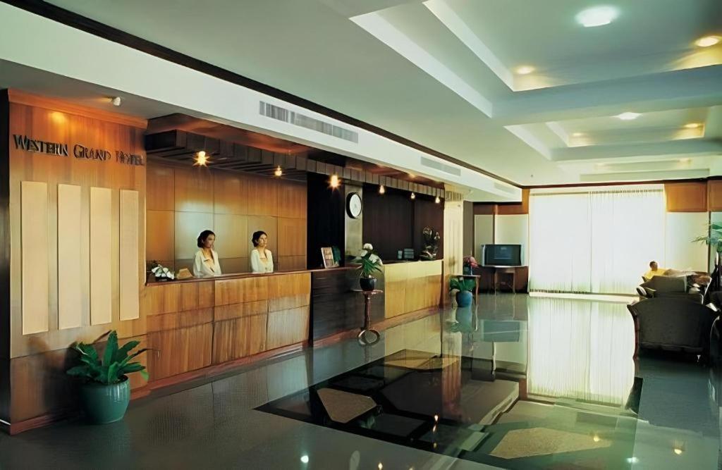 Western Grand Hotel Ratchaburi Ban Bang Kra Exterior photo